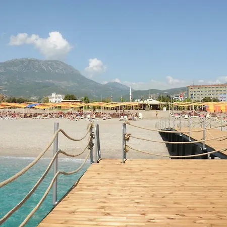 Gold City 1b1b With Free Aquapark Apartmán